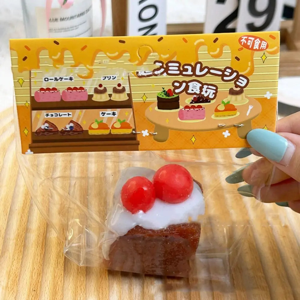 Exquisite Replica Double Layer Strawberry Toast Cake Fruit Bread Cake Matcha Chocolate Dessert Girl Gift Toast Squishy Kids Toys