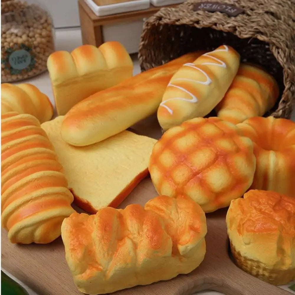 Stretch Squeezing Simulation Bread Squeeze Toy, Toast Cake Fake Food Model, Breakfast Squeeze Sensory Toys